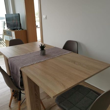 Ristovic Apartment Primosten Exterior photo